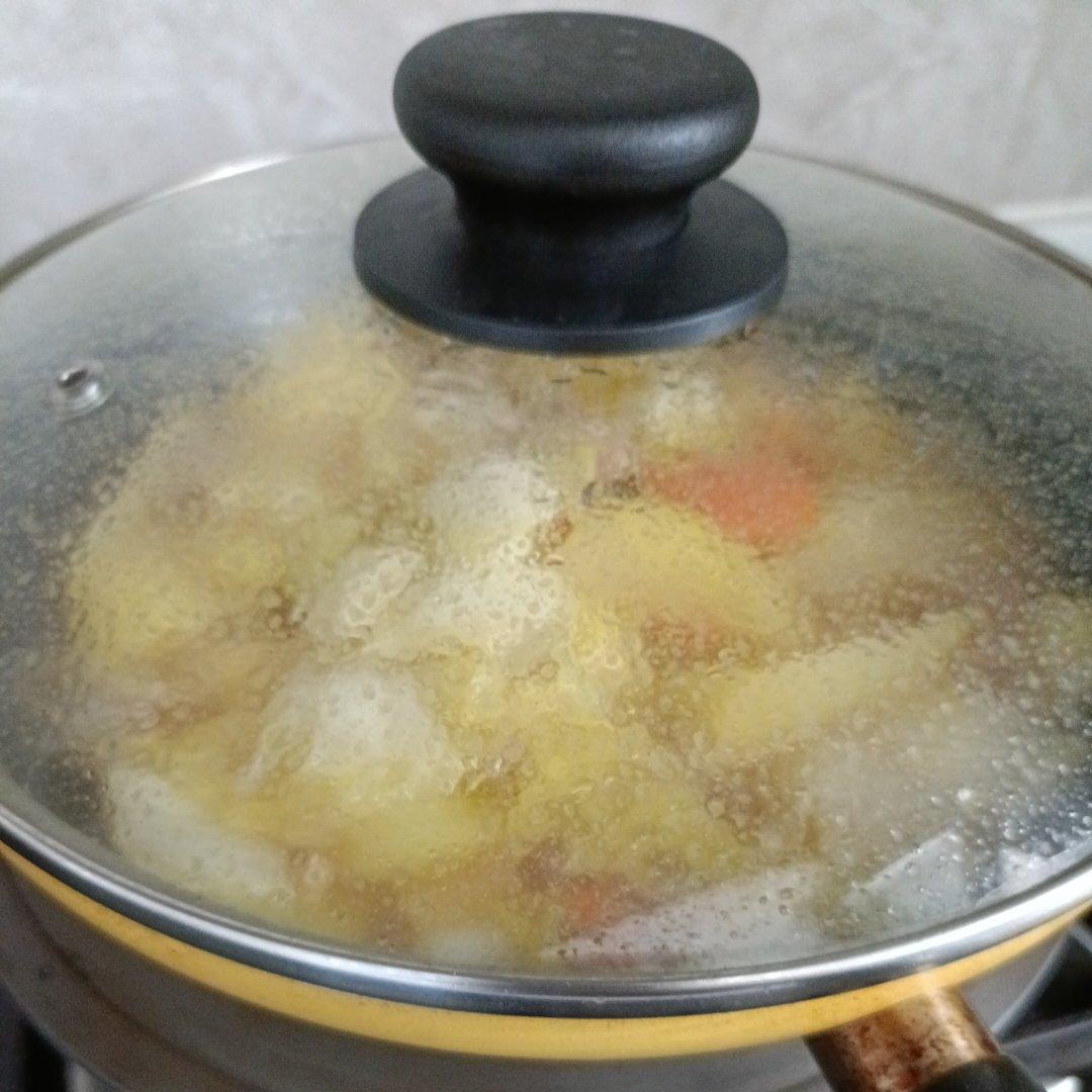 白菜土豆炖肉