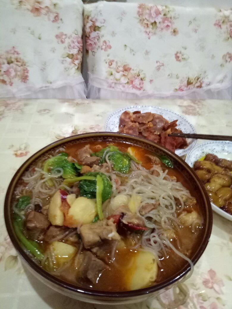 番茄炖牛肉