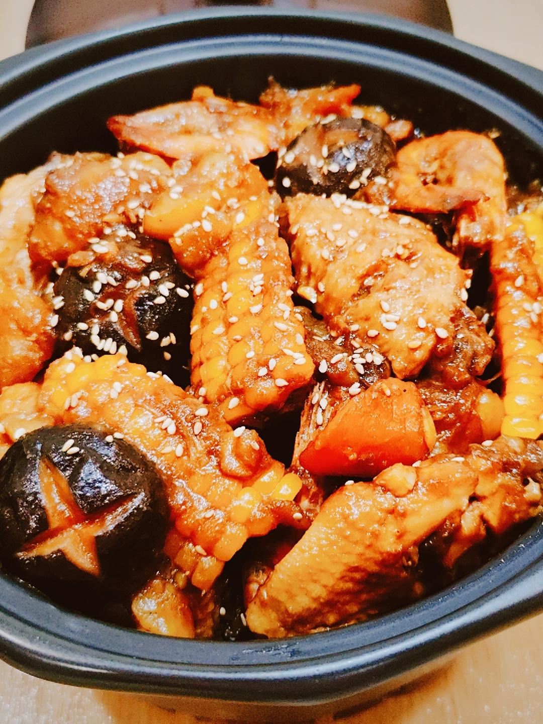 巨下饭的鲜虾鸡翅玉米煲