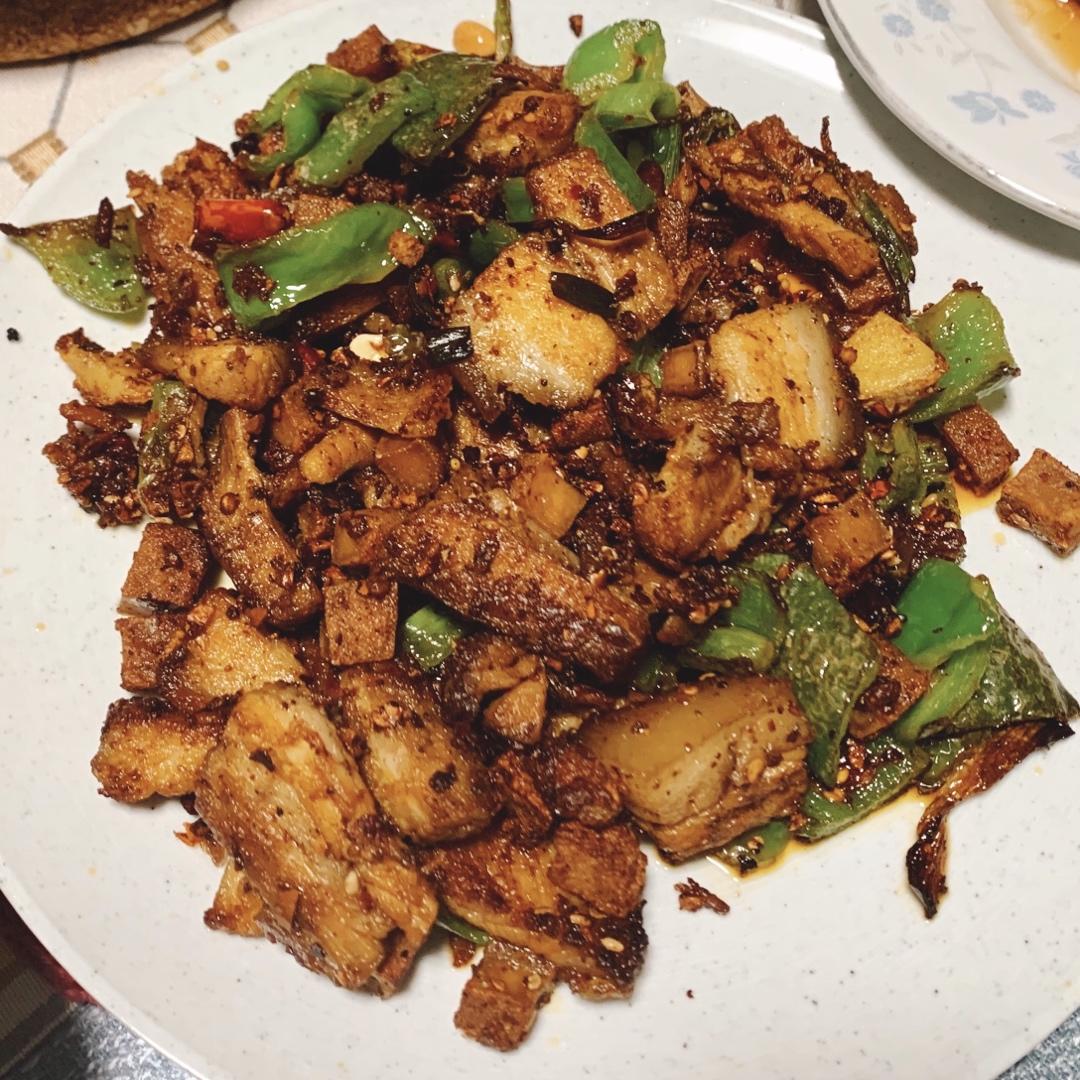 尖椒炒五花肉