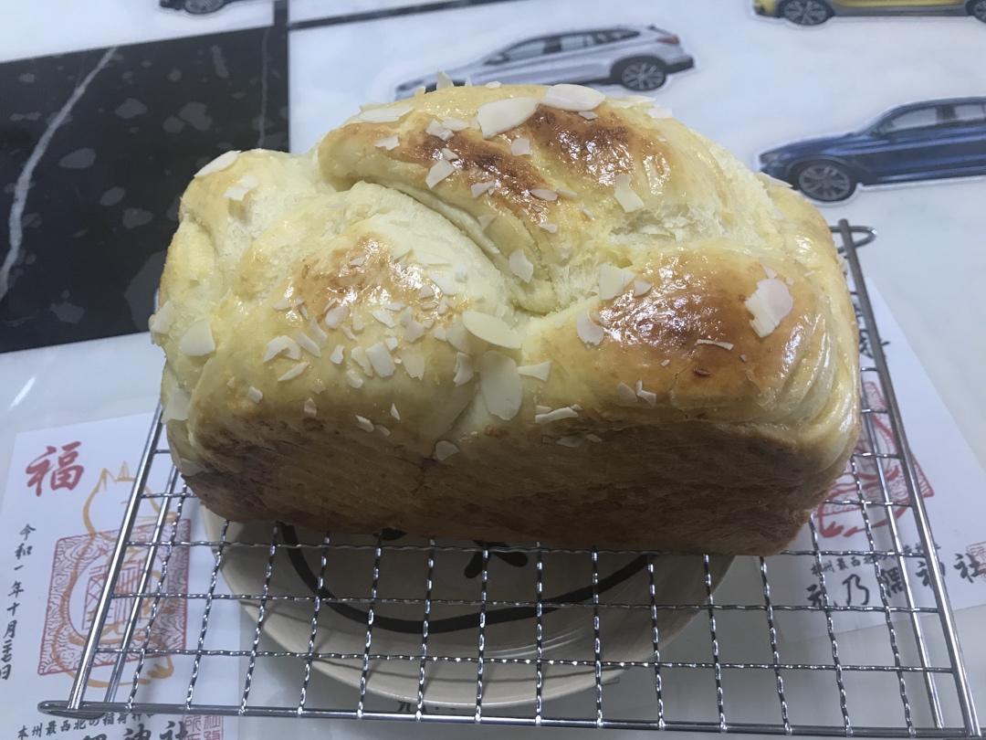 视频菜谱：做过几百次的椰蓉吐司面包