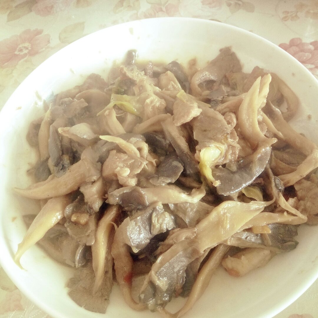 蘑菇炒肉丝