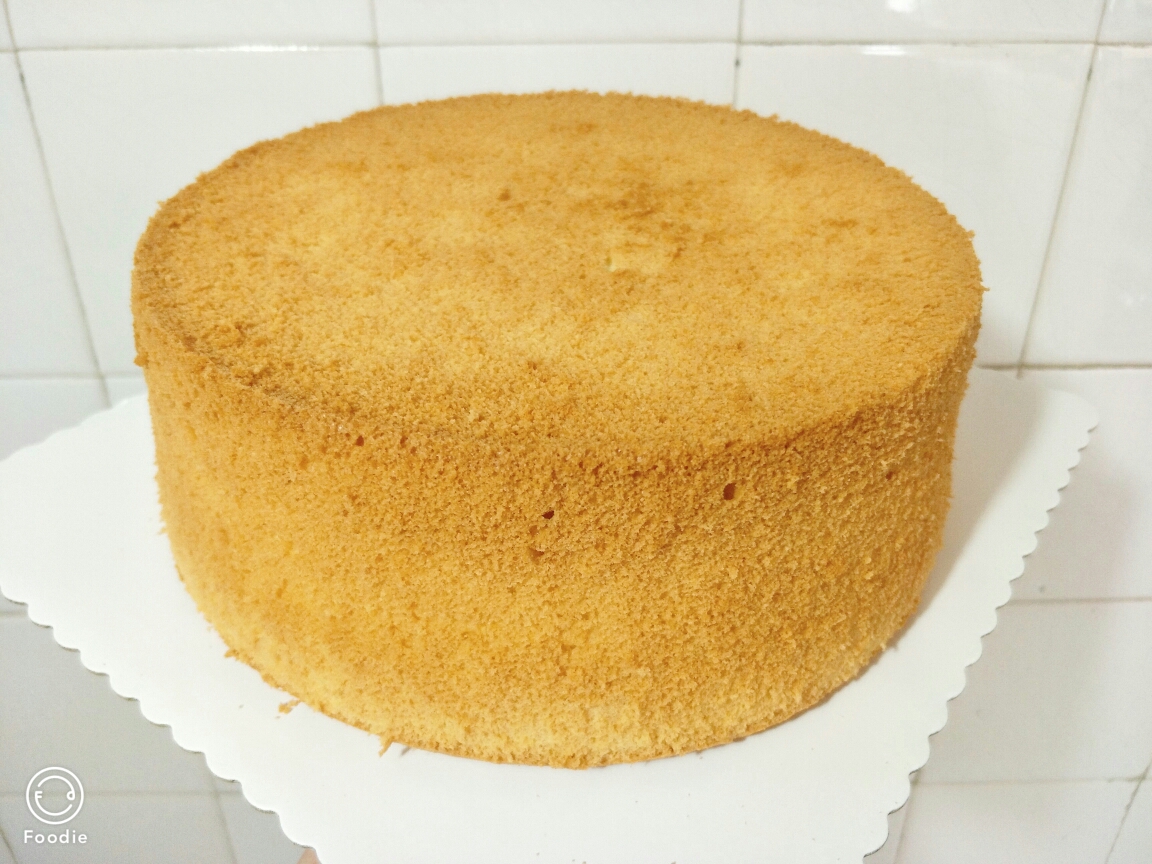 加高8寸戚风蛋糕（含普通8寸、加高6寸、普通6寸、蛋糕卷的食材用量）的做法 步骤18