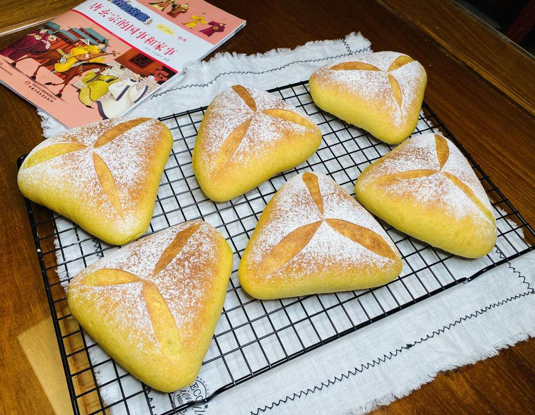 南瓜奶酪软欧包