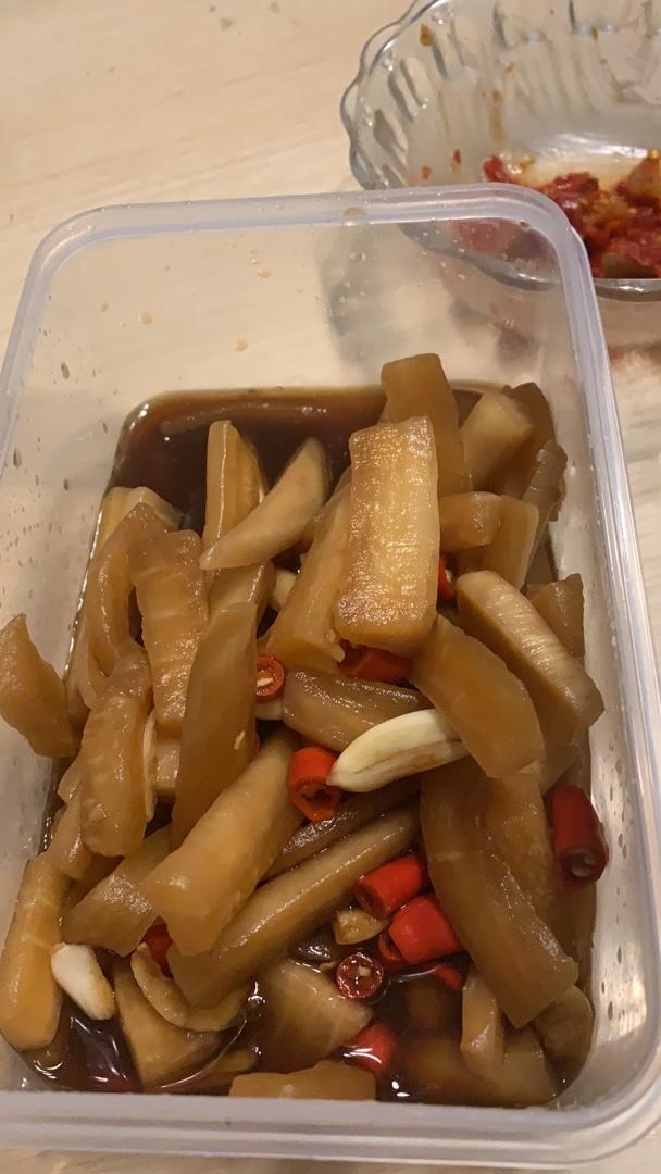 超简单、好吃、嘎嘣脆的香辣萝卜皮