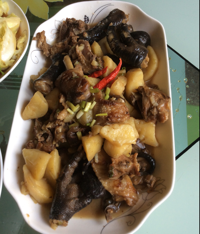 土豆烧鸡