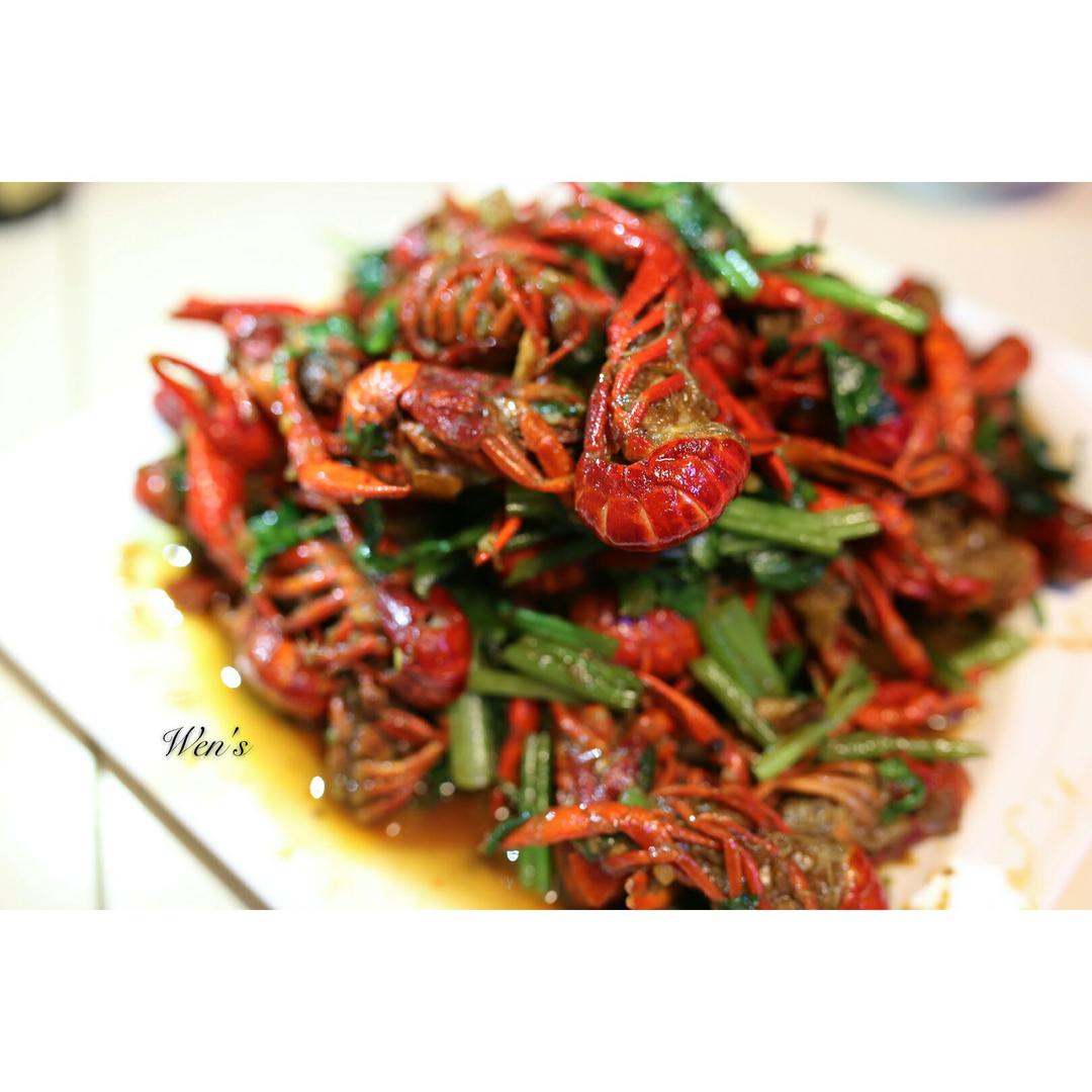 香辣小龙虾-超详细处理干净步骤！