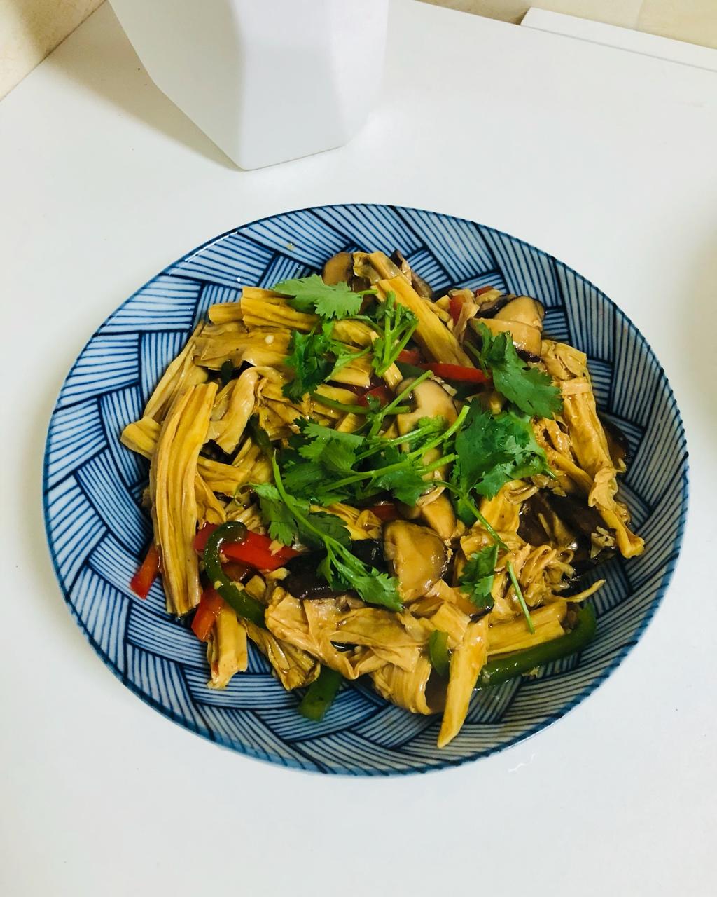 腐竹烧香菇
