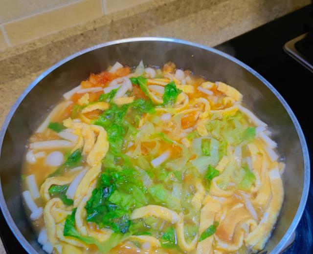 减脂晚餐-海鲜菇鸡蛋汤