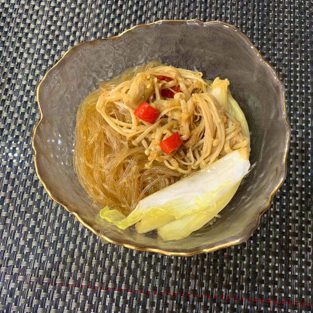 夜宵党“香辣蒜蓉酱”（蒜蓉虾，烤扇贝，生蚝，粉丝花甲，金针菇）