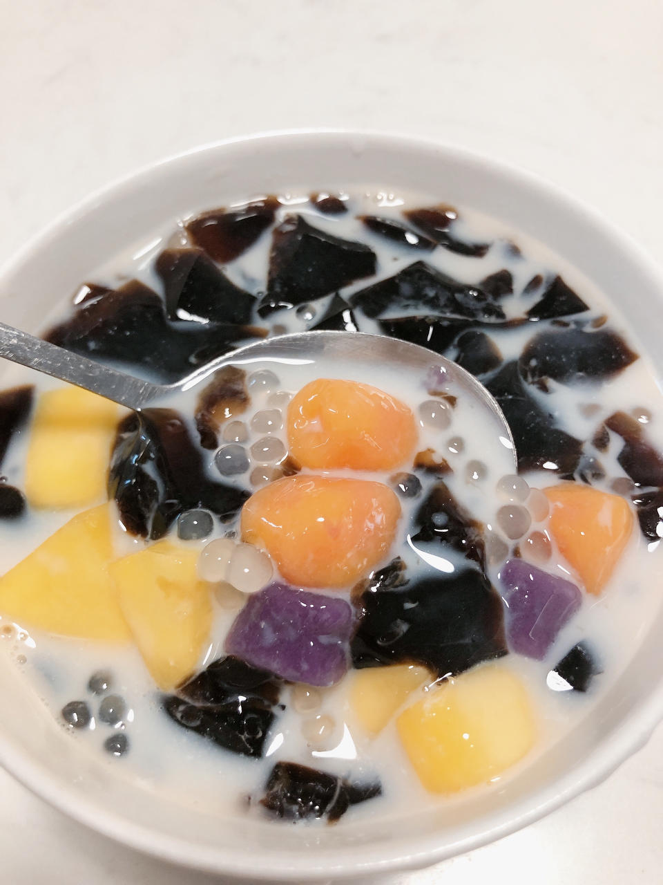 椰浆红豆芋圆烧仙草