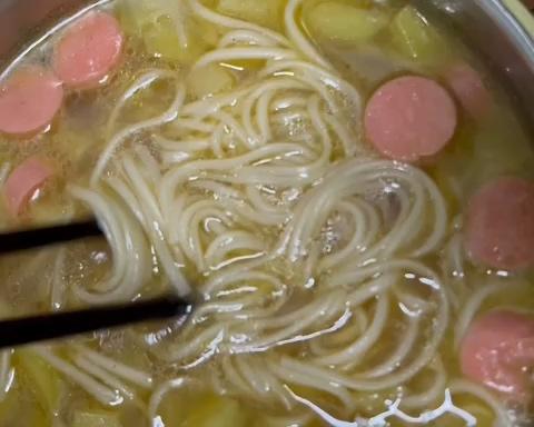 超好吃的土豆焖面