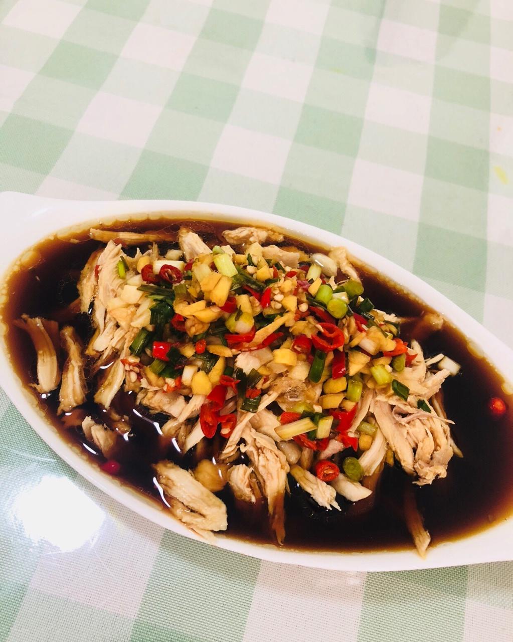 手撕鸡胸肉(简易版)