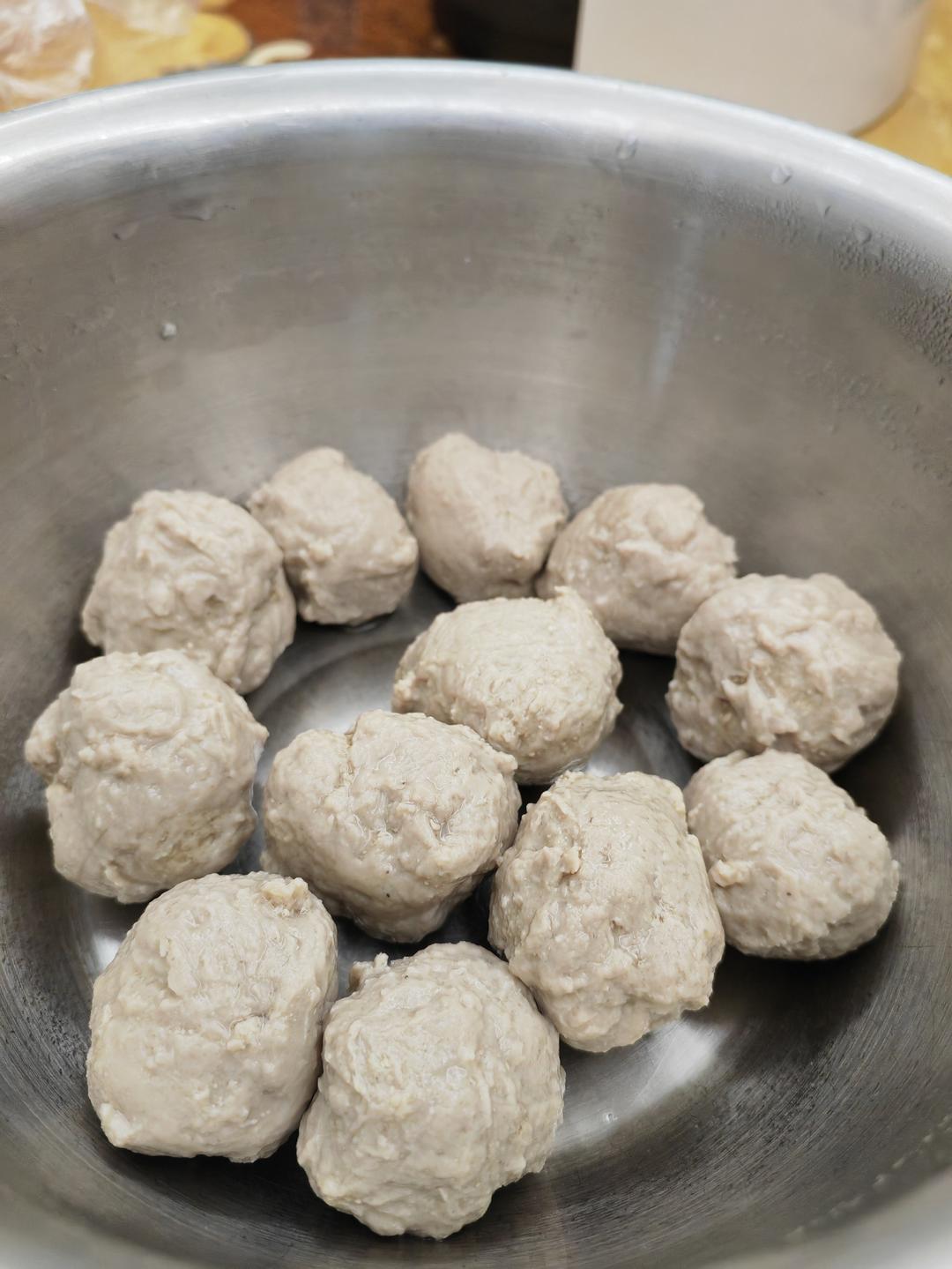 自制Q弹牛肉丸（搅拌机版）（不用手打也能上筋）