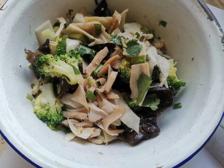 凉拌杏鲍菇木耳