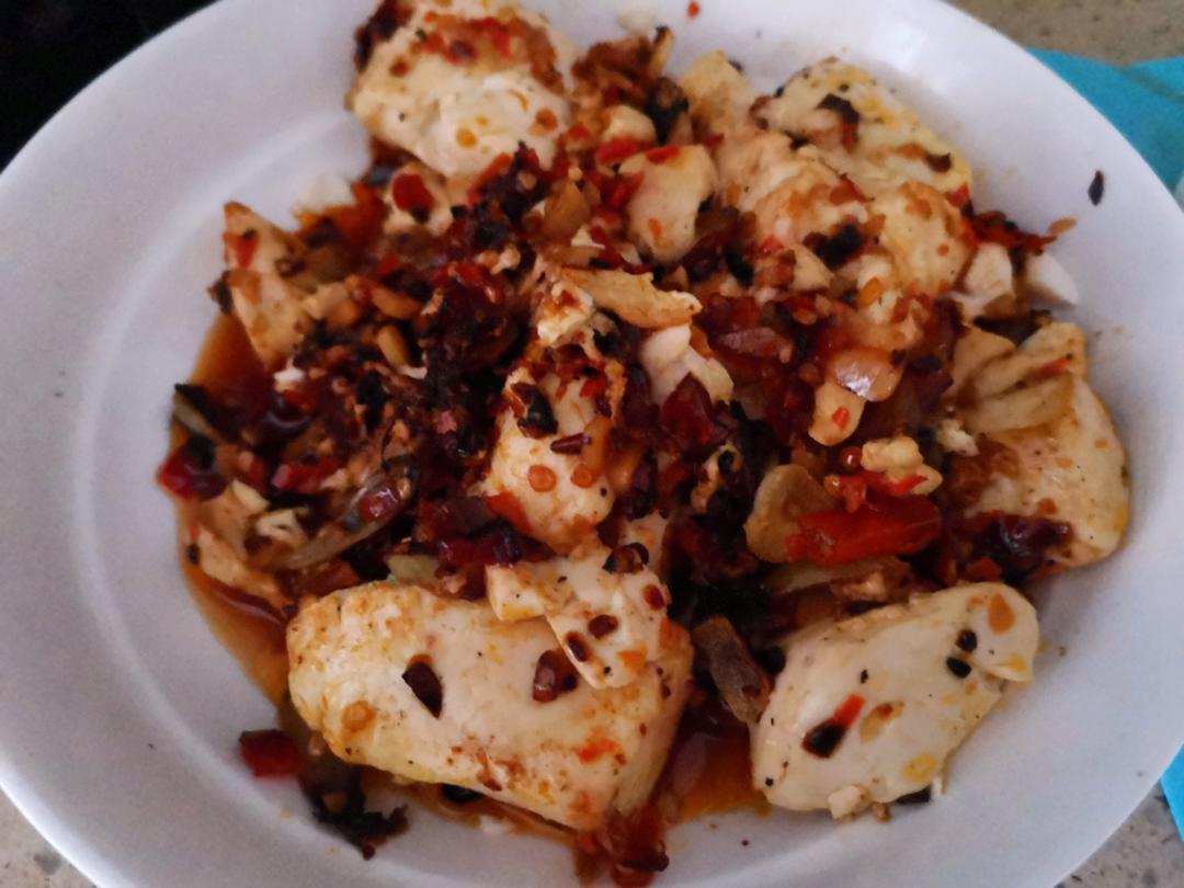 【蒜泥剁椒麻辣豆腐】低脂、简单、好吃！