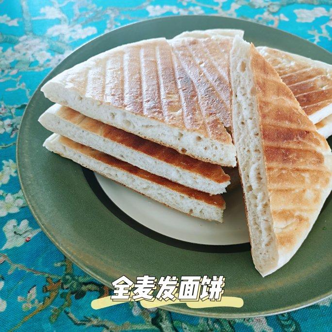 外表焦香、内里松软的发面饼