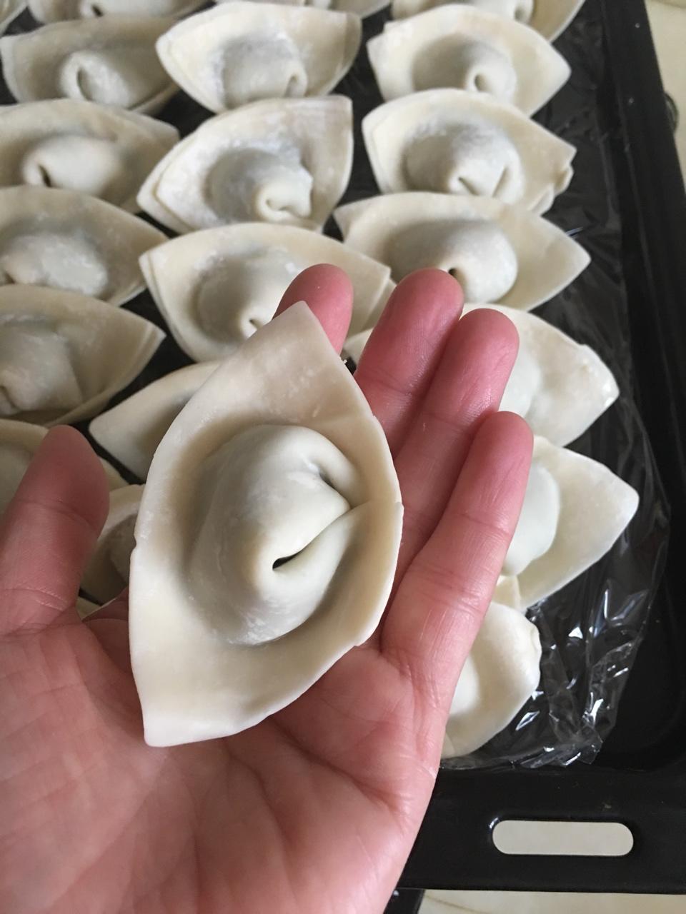 元宝馄饨的包法