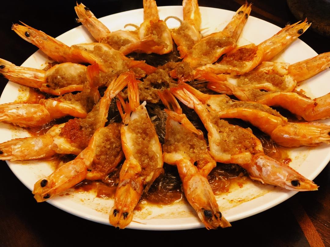 最美年夜饭-🌺花开富贵🦐（蒜蓉粉丝开背虾）