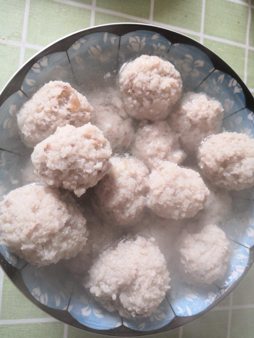 清汤大肉圆子