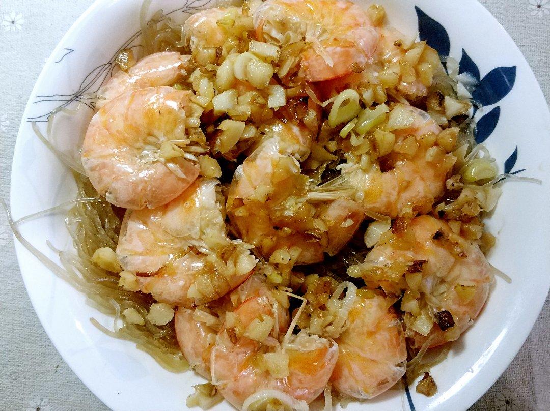 虾最美味的吃法必须是这个——蒜蓉蒸虾（多动图，孔瑶的食谱）