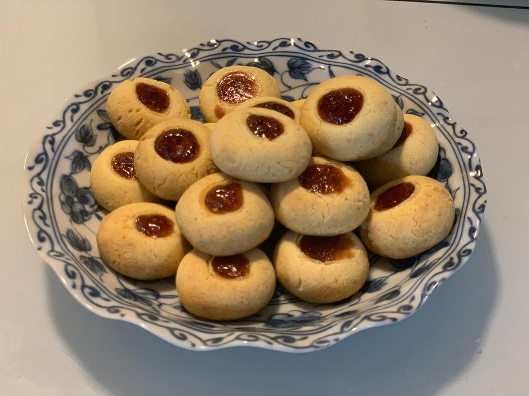 特浓奶香果酱酥饼