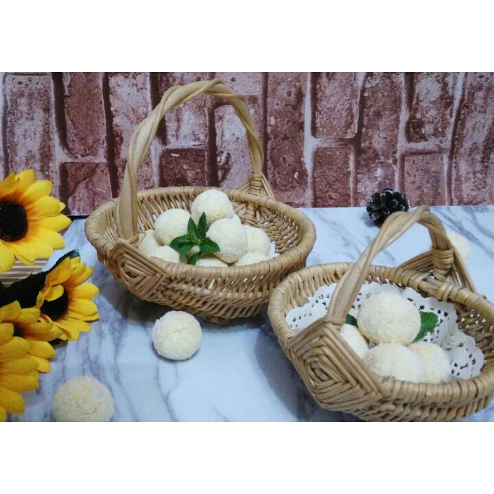 全蛋黄金椰蓉球