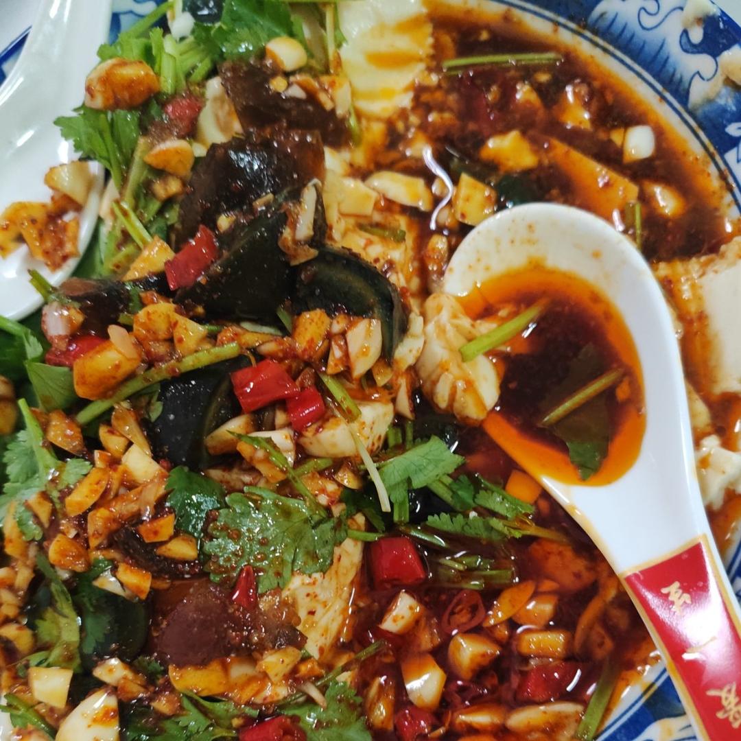【最佳CP～】凉拌皮蛋豆腐✨