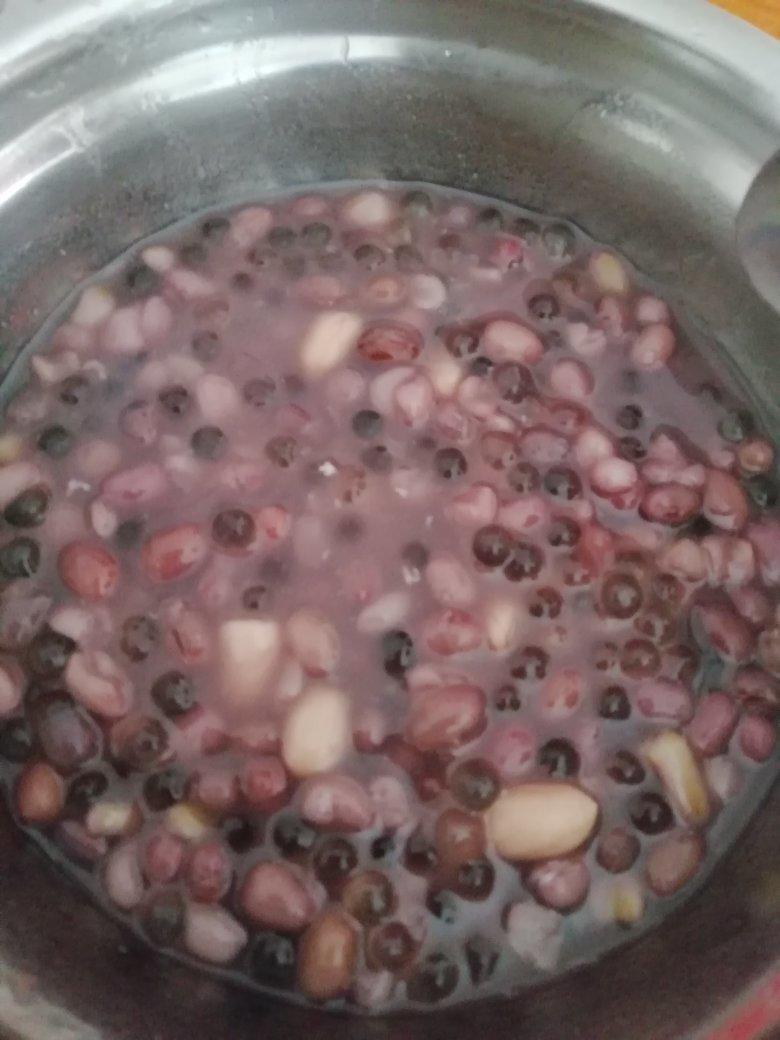 补气养血红豆粥