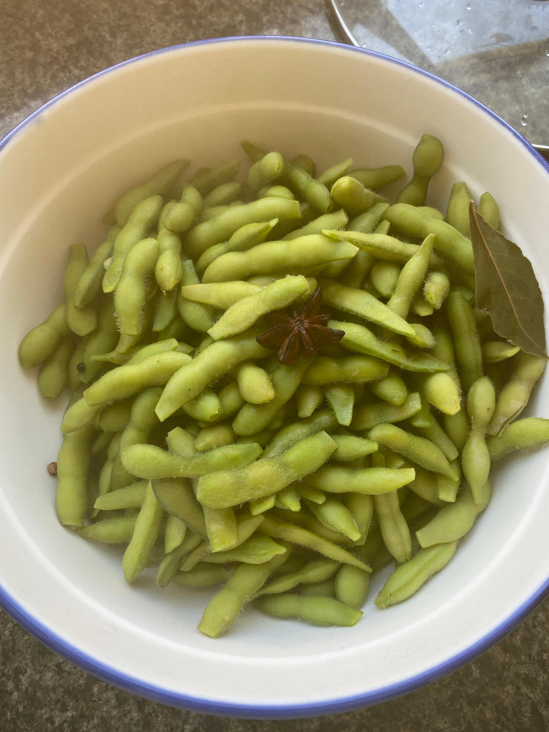 煮毛豆—不会变色版