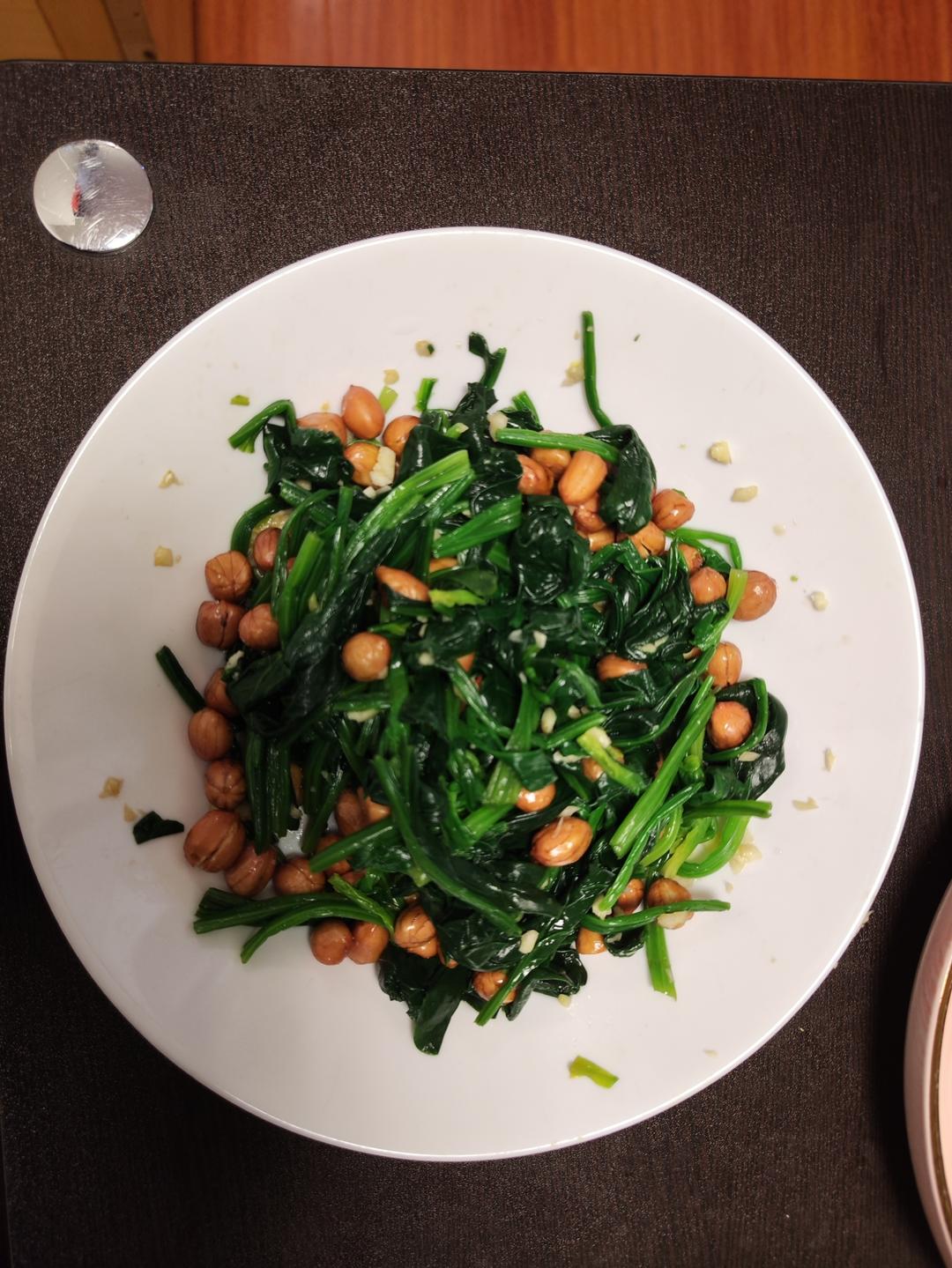 凉拌花生米菠菜