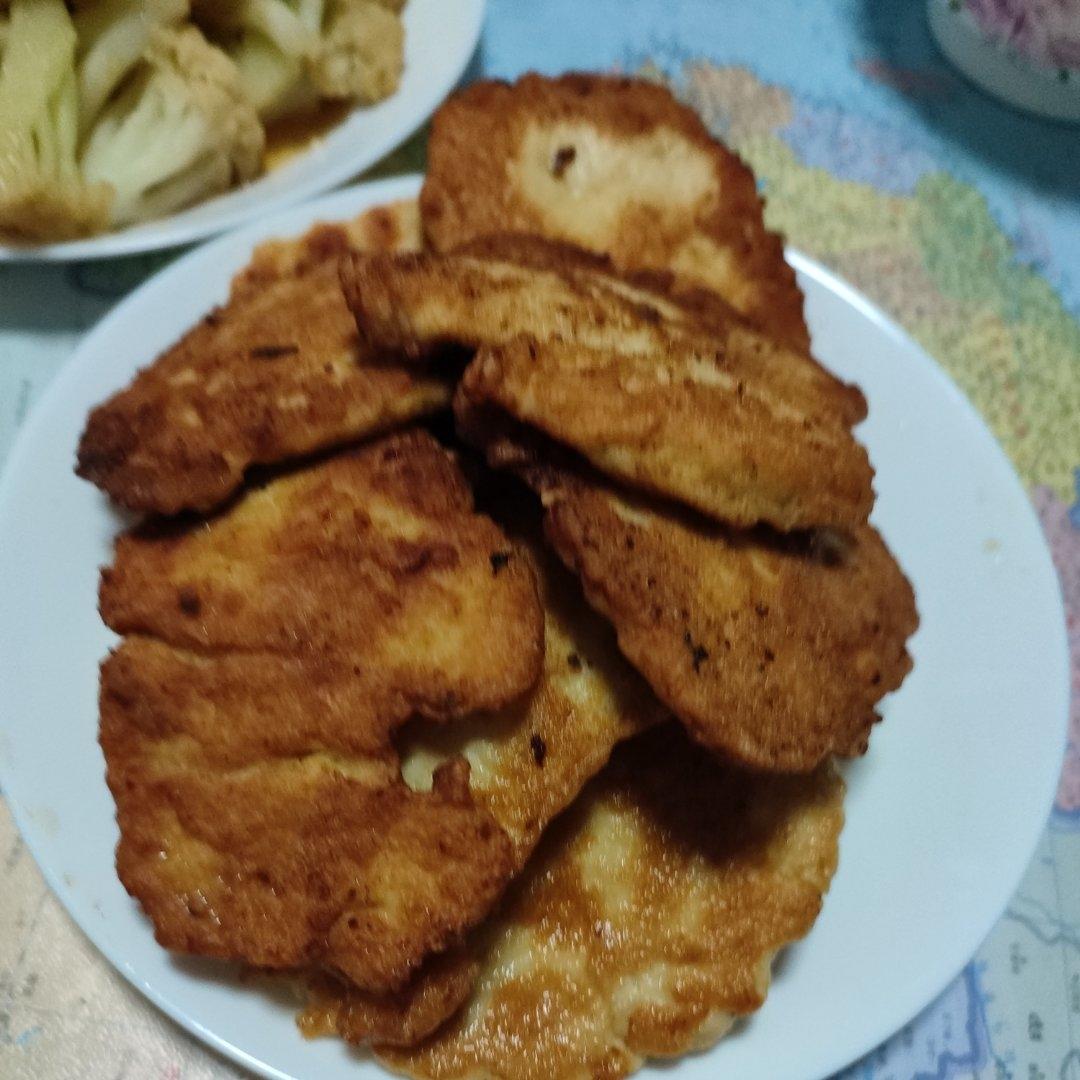 香煎鸡胸肉饼