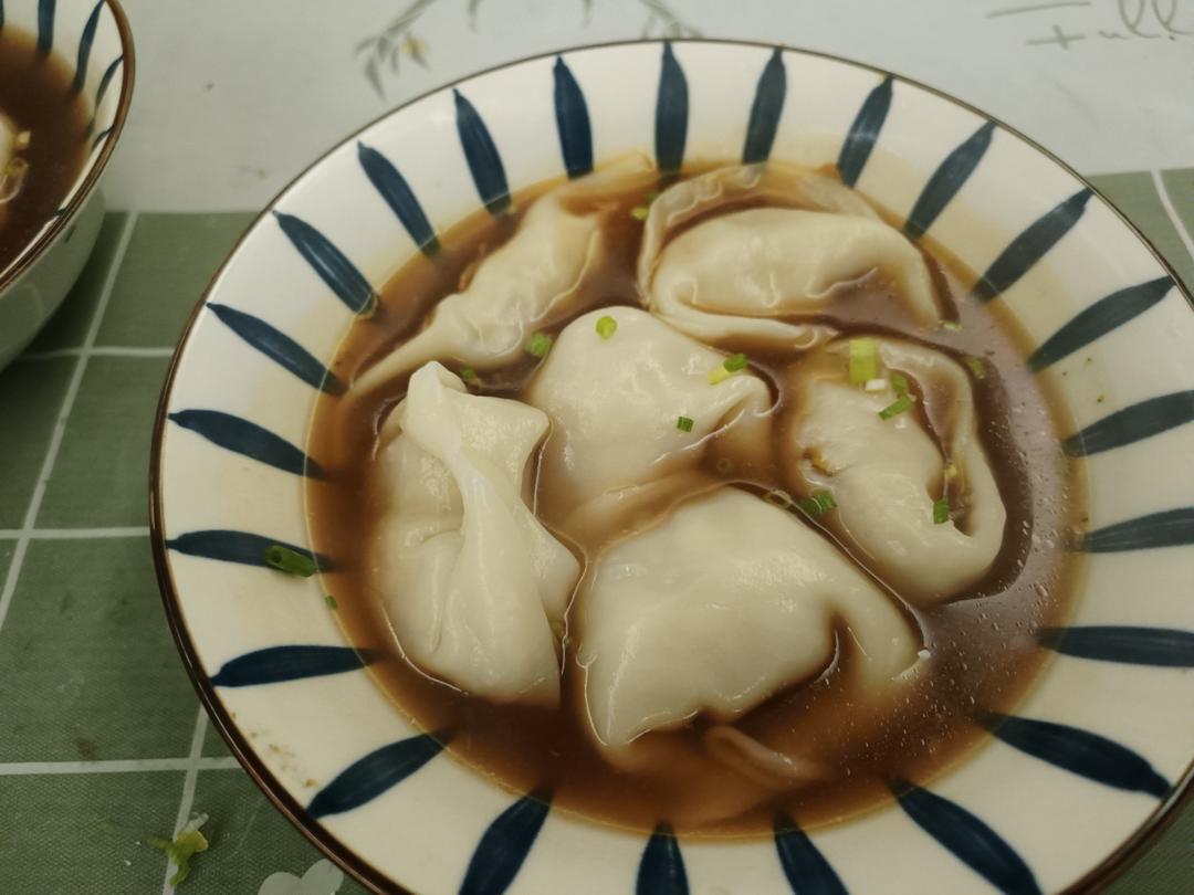 茭白豆腐肉馄饨