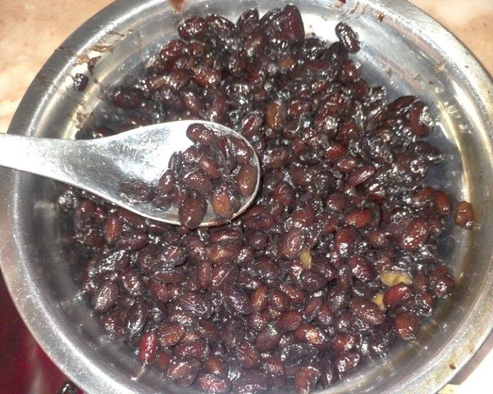 零嘴黑豆的做法