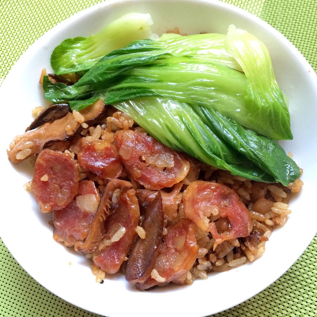 【电饭煲腊肠煲仔饭】