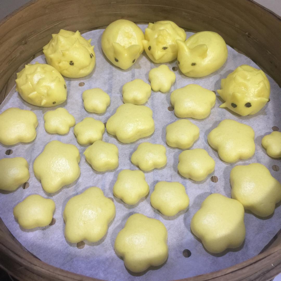 胡萝卜汁花卷馒头