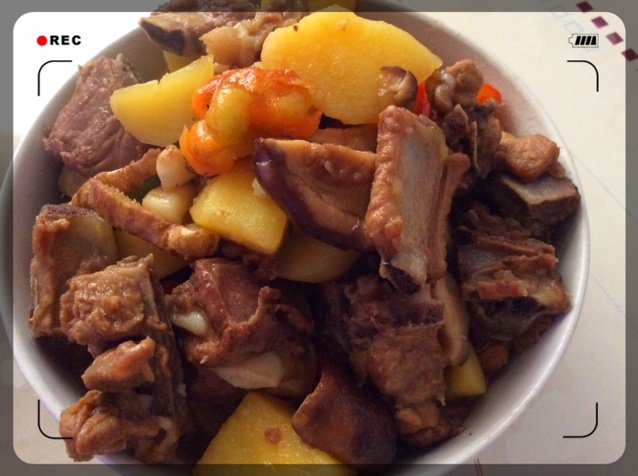 土豆炖排骨