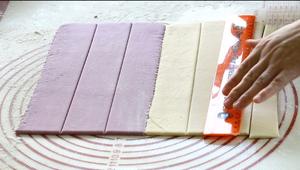 （原创）紫薯卷蝴蝶结馒头的做法 步骤12