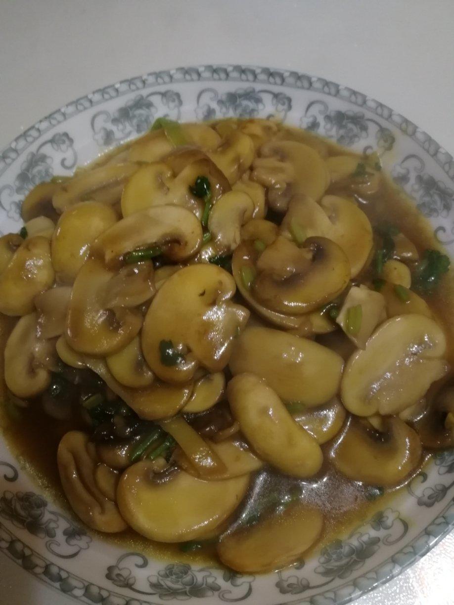 “鲜”美的简单快手菜——素炒鲜口蘑