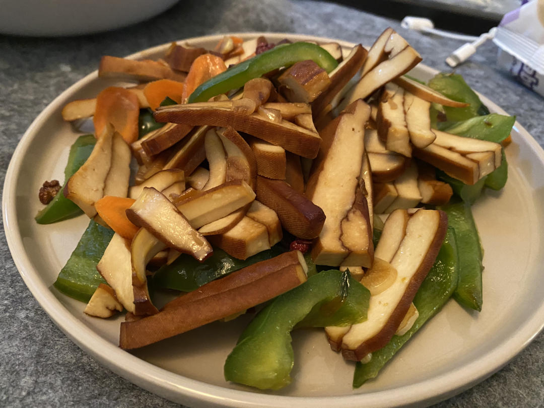 青椒炒豆干