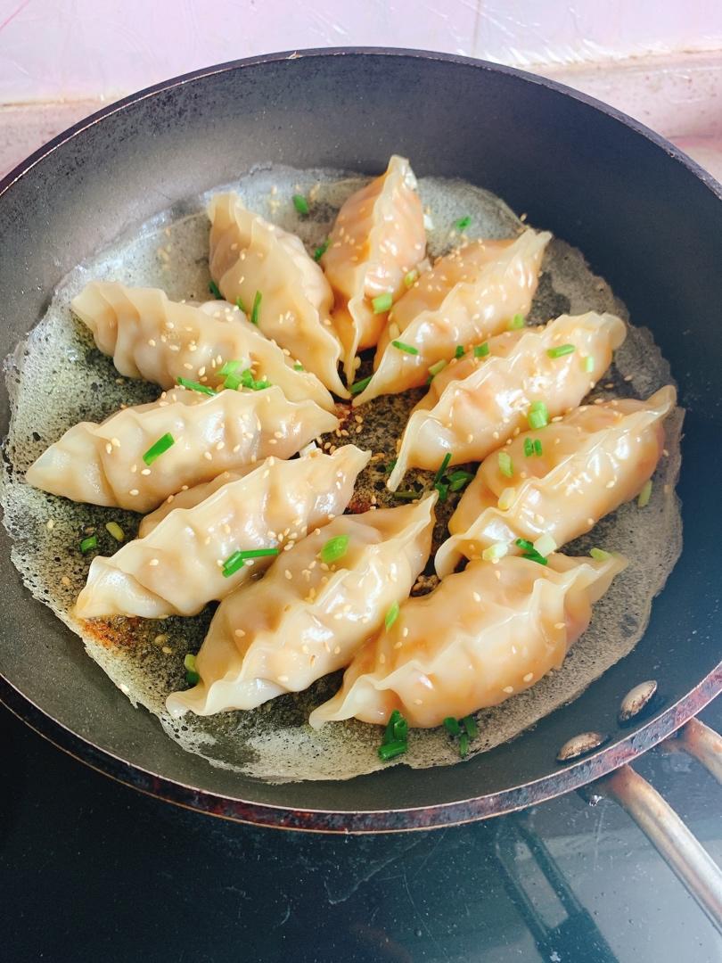 确保零失败 的日料店🥟冰花煎饺🥟