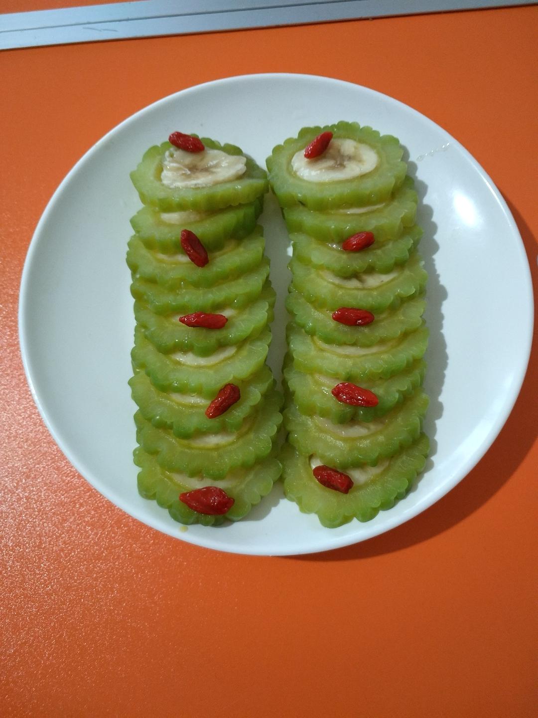苦瓜酿香蕉