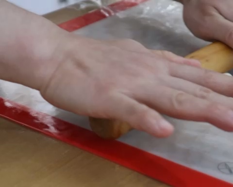 芝士肠仔包 香肠面包 万能咸面包配方 快手整形方法 玛捷斯的做法 步骤5