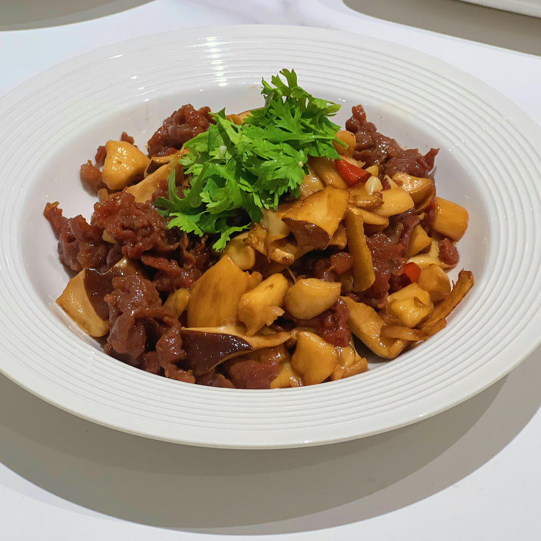 猪肚菇炒牛肉
