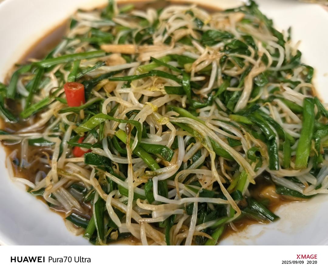 醋溜豆芽炒韭菜