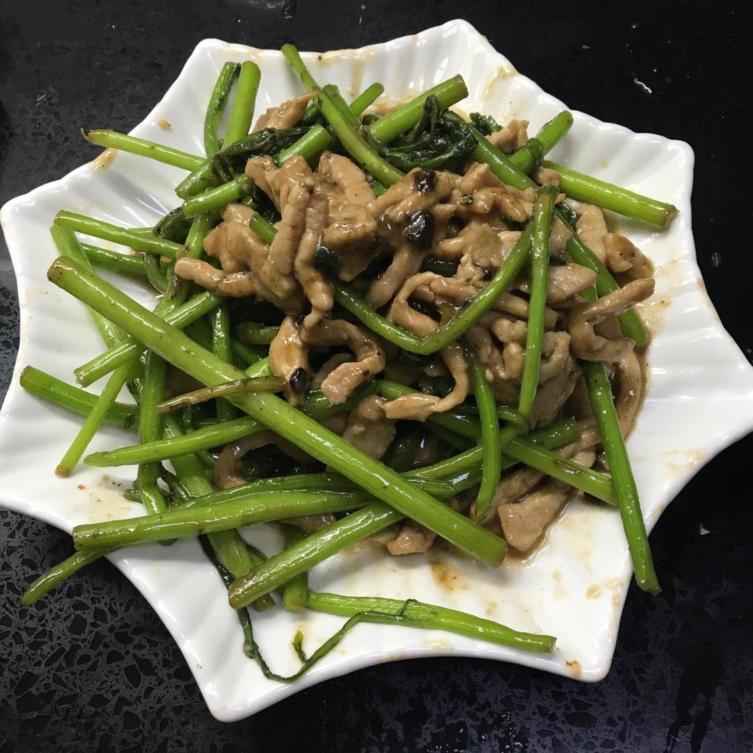 茼蒿炒肉