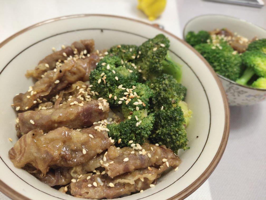 超好吃的肥牛饭