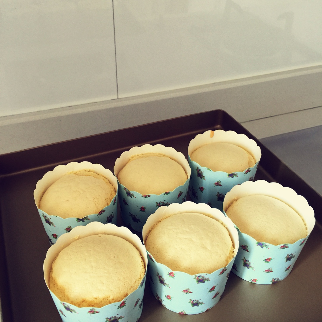 比戚风还要柔软Q弹的海绵蛋糕