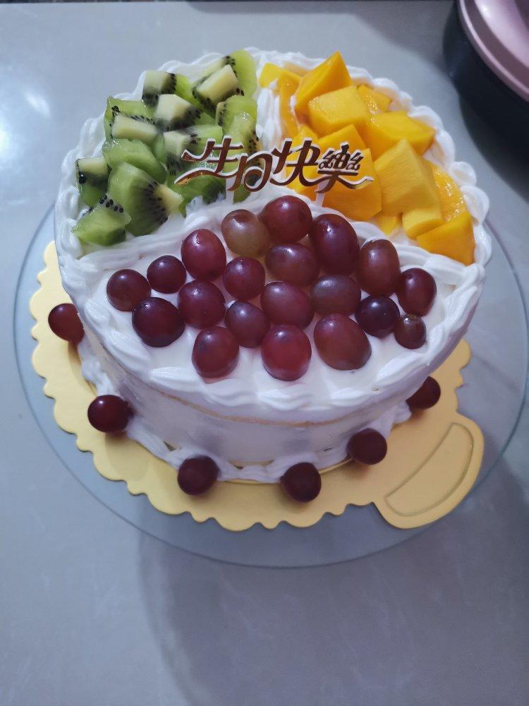 8寸水果生日蛋糕