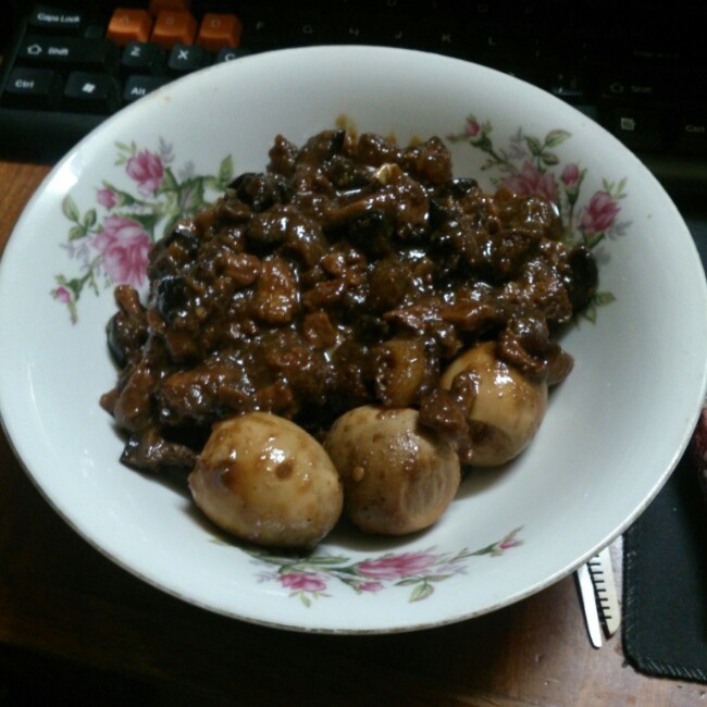 台式卤肉饭